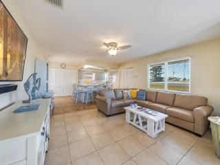 Island Charm by Sun Palace Vacations - Fort Myers Beach - 3