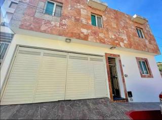 Hermoso departamento con jacuzzi - 8