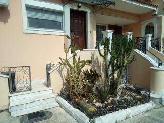 Cozy House 15 min from airport and port, 35 min from Acropolis - Papangeláki - 9