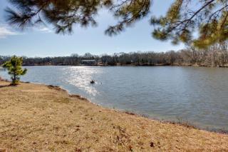 < 1 Mi to Lake Fork: ‘Appy Haven’ in Yantis - 0