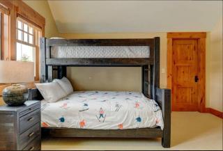 Luxe Winter Park Escape - 5BR with Hot Tub & Game Room - 4