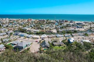 Hawkaritaville by Sun Palace Vacations - Fort Myers Beach - 3
