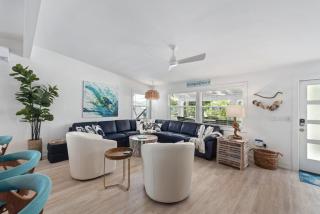 Bluewaters Beach House by Sun Palace Vacations - Fort Myers Beach - 1
