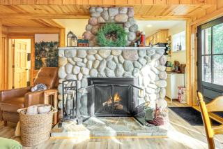 Walk to Golf, Lake Twain Harte Cabin with Fireplace - Twain Harte - 7