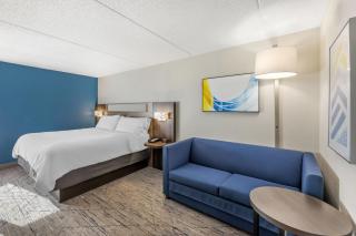 Holiday Inn Express Crestwood by IHG - 3