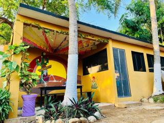 Wasi la Punta 4 Starlink 2min walk to the beach - Brisas de Zicatela - 1