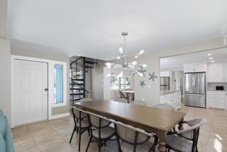 Big Blue Beach House by Sun Palace Vacations - Fort Myers Beach - 5