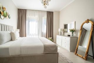 Vibrant 1br In Jbr, Top Location - 0