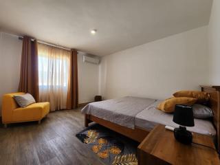 Newly built appartment with sea view and private rooftop - 3