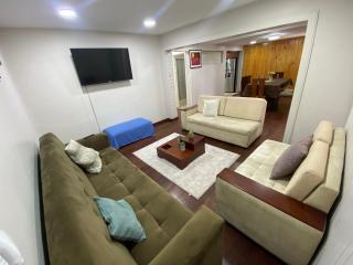 III-Elegante Departamento de 4 dormitorios con parqueadero incluido en el Centro histórico de Cuenca - Cuenca - 0