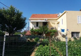 Apartment Ivica - Sućuraj (San Giorgio) - 0