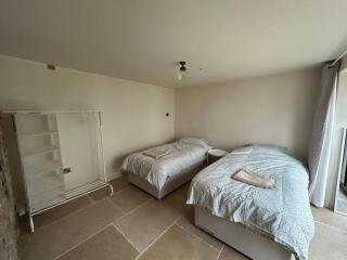 1 Cruck Cottage - Cowbridge - 2