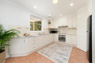 Adelaide Hills Luxury Cottage - The Gladys - 3