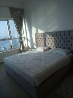 NICE Room in Sea View Apartment with Shared Amenities - ROOM INSIDE APARTMENT - Ajman - 4