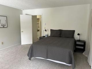 Cute Condo Near Downtown & Parks - Bozeman - 8