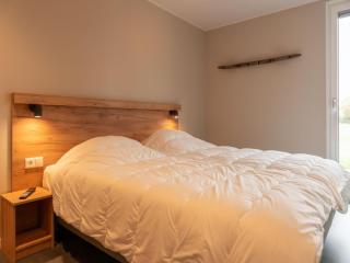 Luxury holiday home surrounded by water and forest - Sint Nicolaasga - 7