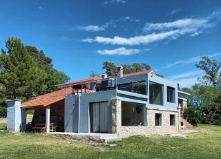 Casa en Villa Carlos Paz con pileta y vista plena al Lago - Villa Carlos Paz - 8