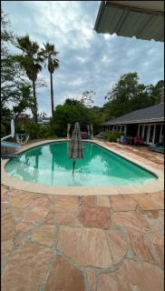 Women ONLY Private Room Big Estate View Pool Oasis Women Encino Sherman Oaks 405-101 - - 5
