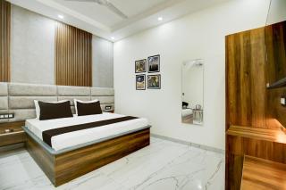 Hotel O Platinum - Zirakpur - 3
