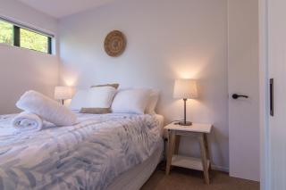 Contemporary Home with Ocean and Mountain Views - Kaikoura - 5