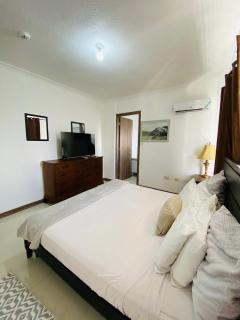 Metcalfe Two Bedroom Suite - Kingston - 3