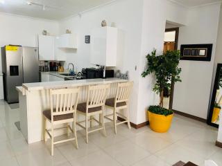 Metcalfe Two Bedroom Suite - 8