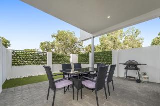 Mirrabooka 3-Bed Close to Shopping Centre - Perth - 7