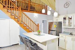 Penthouse with Loft at Seacastles, Beach and Pool 207 - 9