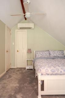 Bickley Tree Stay - 4