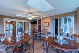 Maid's Quarters - Fairbury - 1