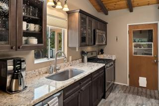 Desert Design with Hot tub and Creek Access for Family - Sedona - 3