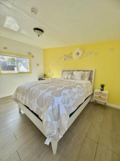 Lemon Studio with Mountain view - 9