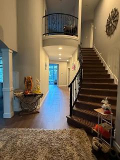 Bellevue Luxury Home - 4