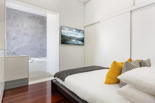 Harbourfront 3 Bed 2 Bath Opposite Manly Wharf With Harbour Views - Sydney - 3