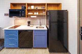 Candlewood Suites Fayetteville by IHG - 5