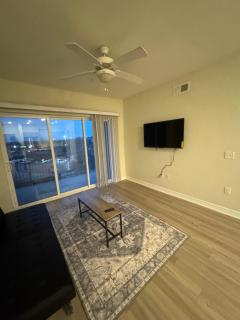 Cozy 2BHK Getaway in Cedar Park - Cedar Park - 9