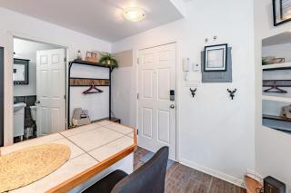 Studio COZY - Rue Ste-Catherine - Montréal - 8