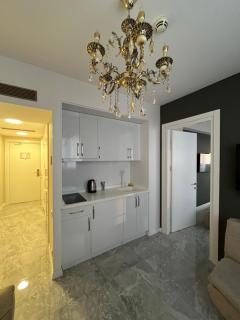 Alliance Apartment - Batoemi - 8