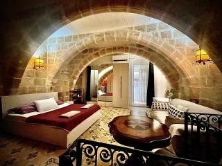 Typical Maltese Maisonette in the Heart of Valletta - Valletta - 0