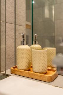 Stylish 2 BDRM Apt at NDK - 3