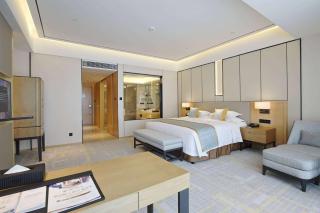 Howard Johnson Glory Plaza Chenghai - 1