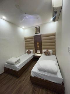 Yonit Inn Hotel - Amritsar - 7
