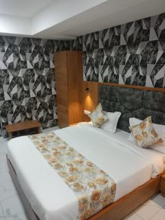 Hotel Lemon Gota - Ahmedabad - 9