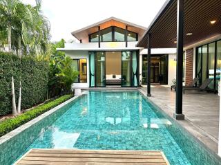 Naiharn Baan Bua Villa - Rawai Beach - 0
