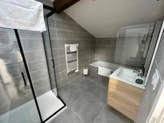 Maison 90 avec 8 chambres lechaffardcom - Satolas-et-Bonce - 4