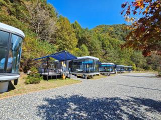 Galaxy X Hotel Type Caravan Glamping & Pension - Pyeongchang - 2