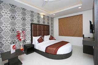 Hotel O M SUITES - Neu-Delhi - 1