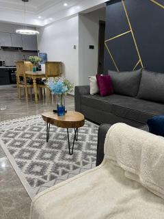 Modern 2BR Ensuite With king bed in Kilimani - Nairobi - 0