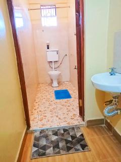 Dee's Place - Nyeri - 1