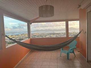 Appartement confortable à Fort-de-France, 95 m² avec terrasse - Fort-de-France - 0